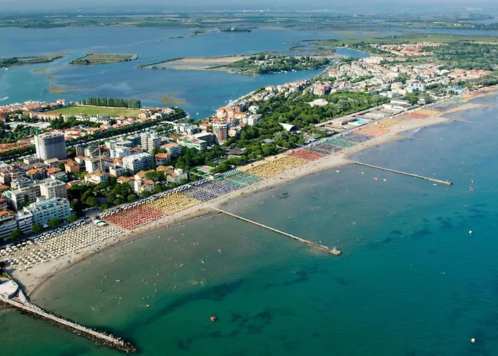 Lovely Nest With Lagoon View And Terrace In * Grado